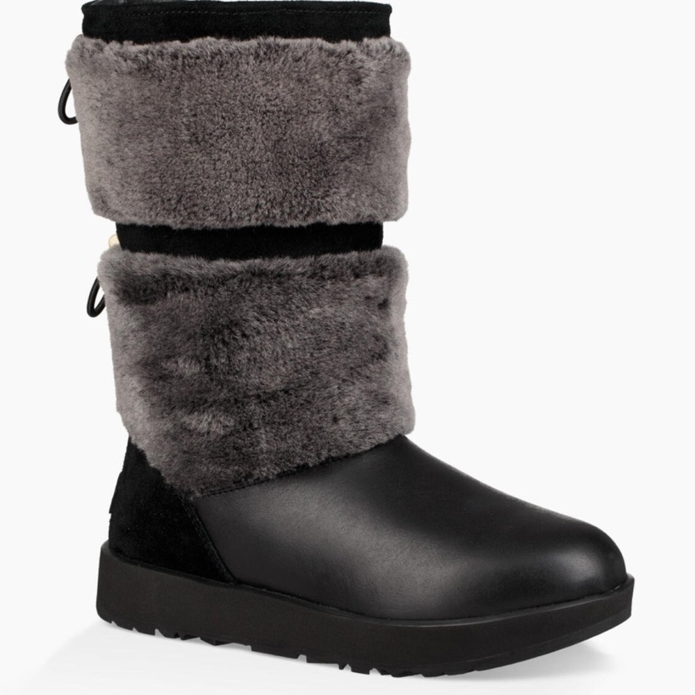 UGG WATERPROOF BOOTS. SIZE: 9